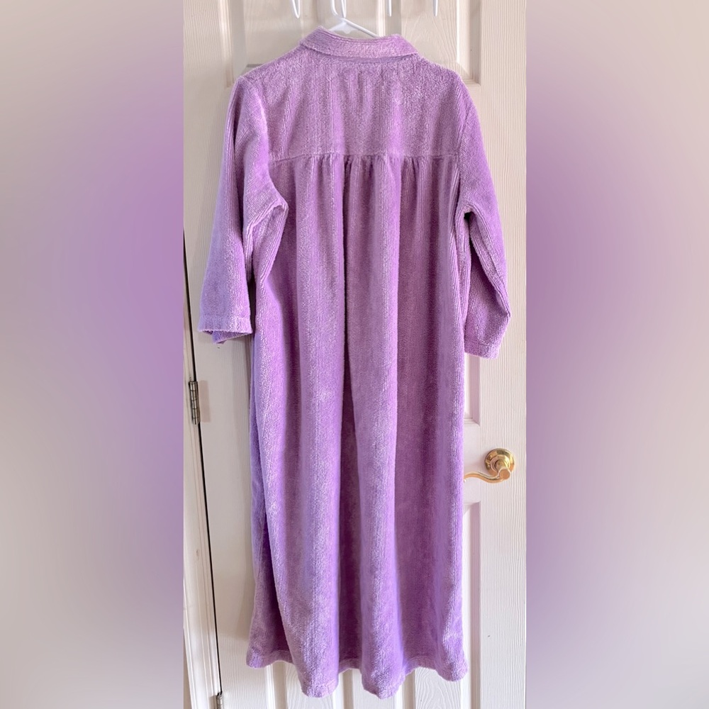 Chenille Robe - Picture 2 of 4